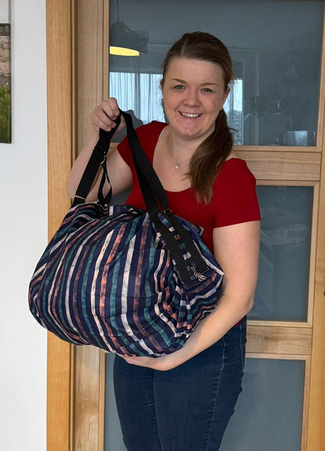 Taška Pamela - Proužky SLEVA (Vzor je otočený o 90 stupňů)